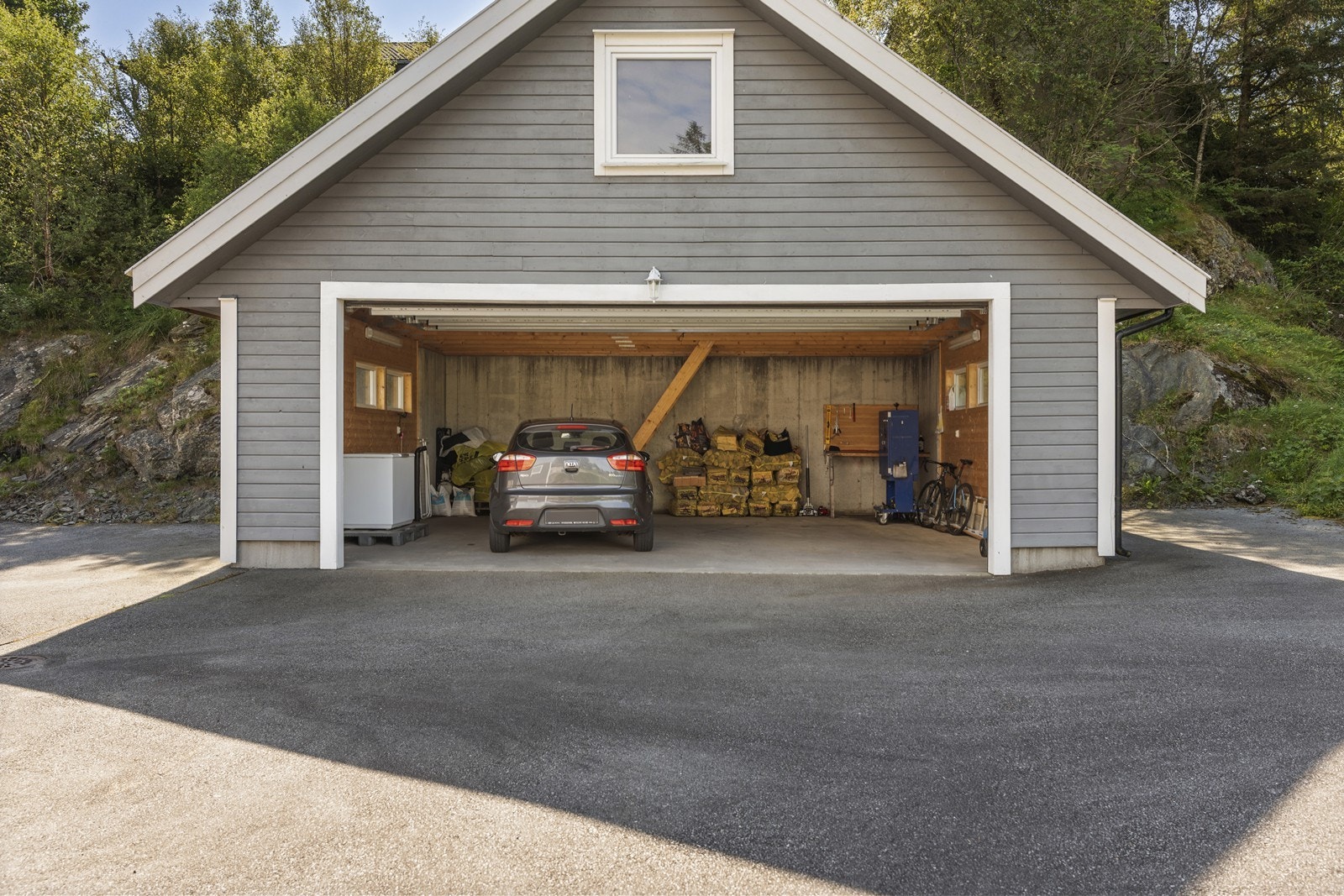 Stor garasje på over 63 kvm BRA. Bygget i 2018. Galleribilde