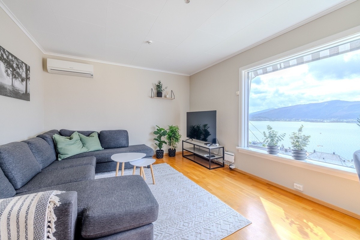 Felles stue i første etasje Galleribilde