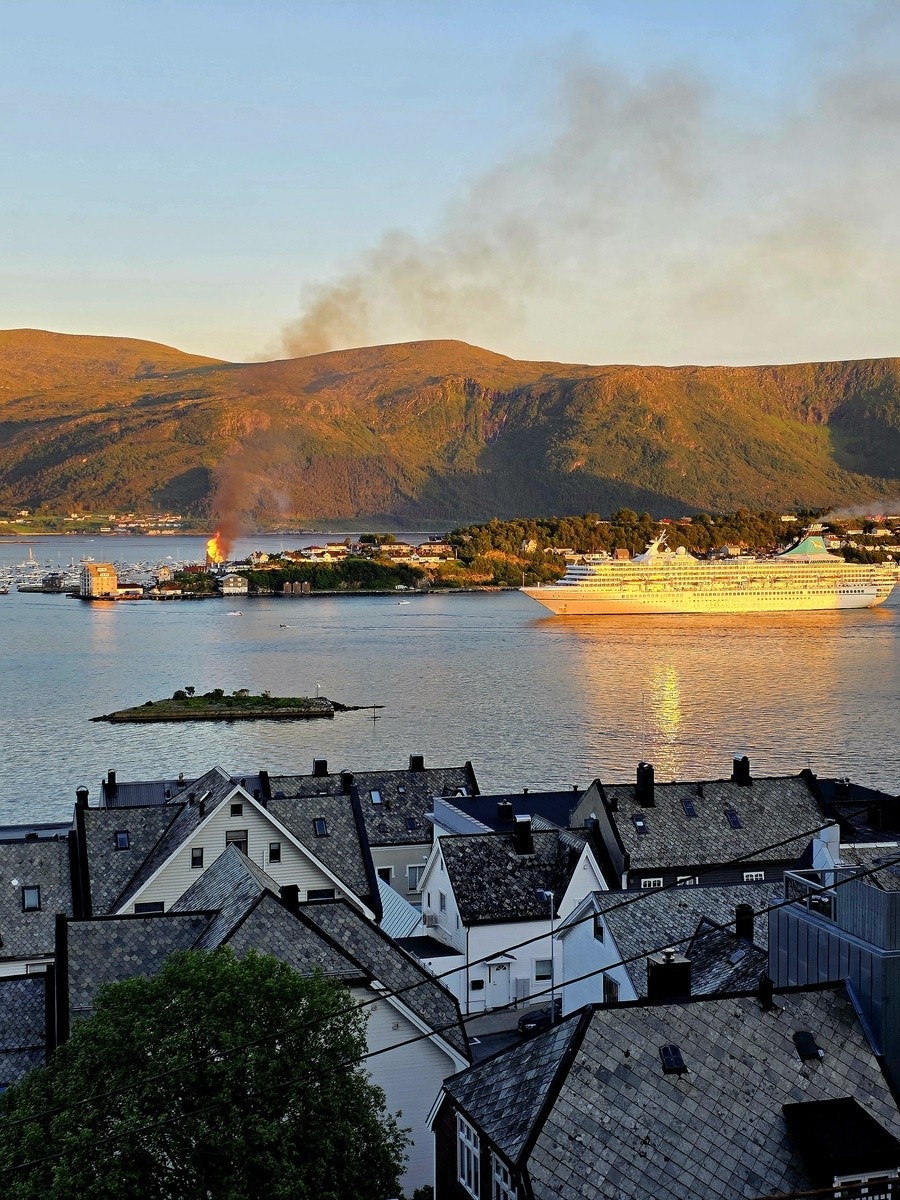 Utsikt fra altan Galleribilde