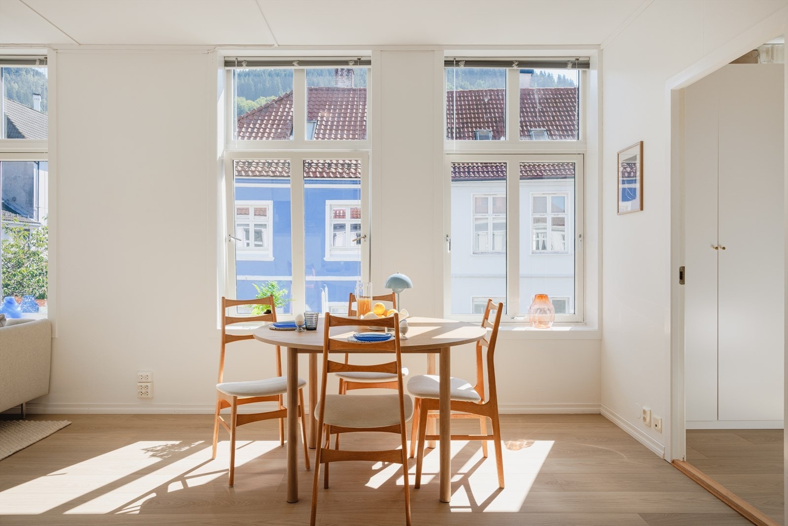 Her er det god plass til å innrede med både sofakrok og spisestue Galleribilde