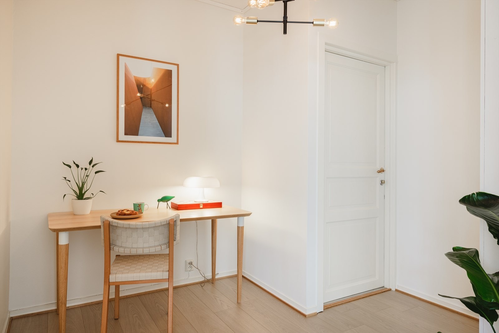 I tillegg er det et kontor på 7 m² Galleribilde