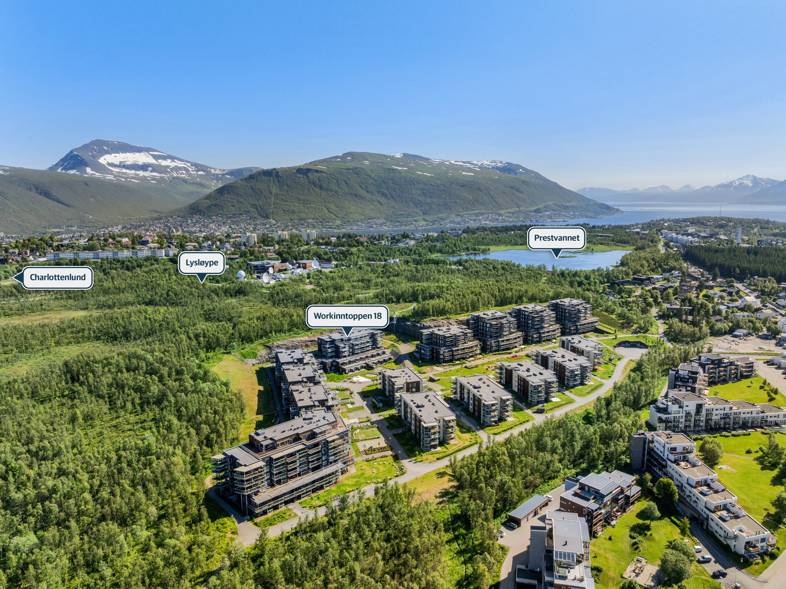 Leiligheten har en fin beliggenhet på Workinntoppen som en av Tromsøs mest populære boligområder!