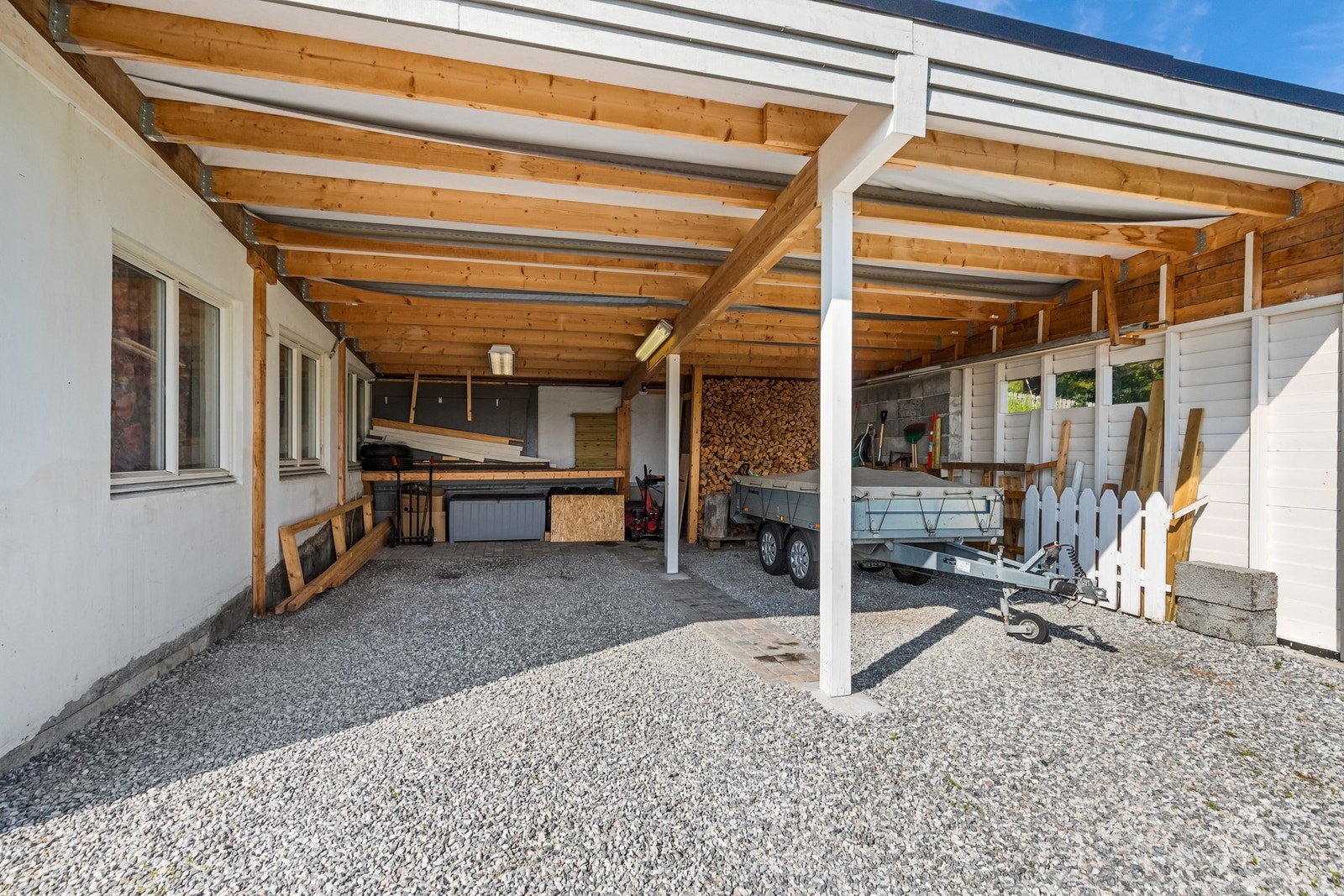 Stor dobbel carport fra 2020 Galleribilde