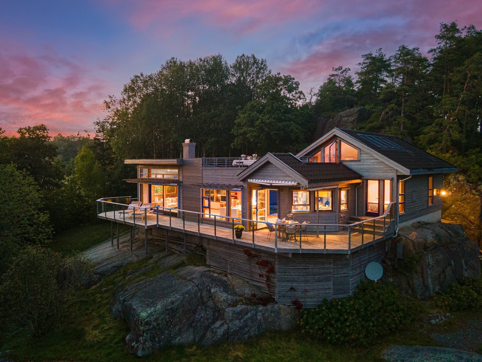 EIE eiendomsmegling ønsker velkommen til en helt usjenert eiendom! Galleribilde