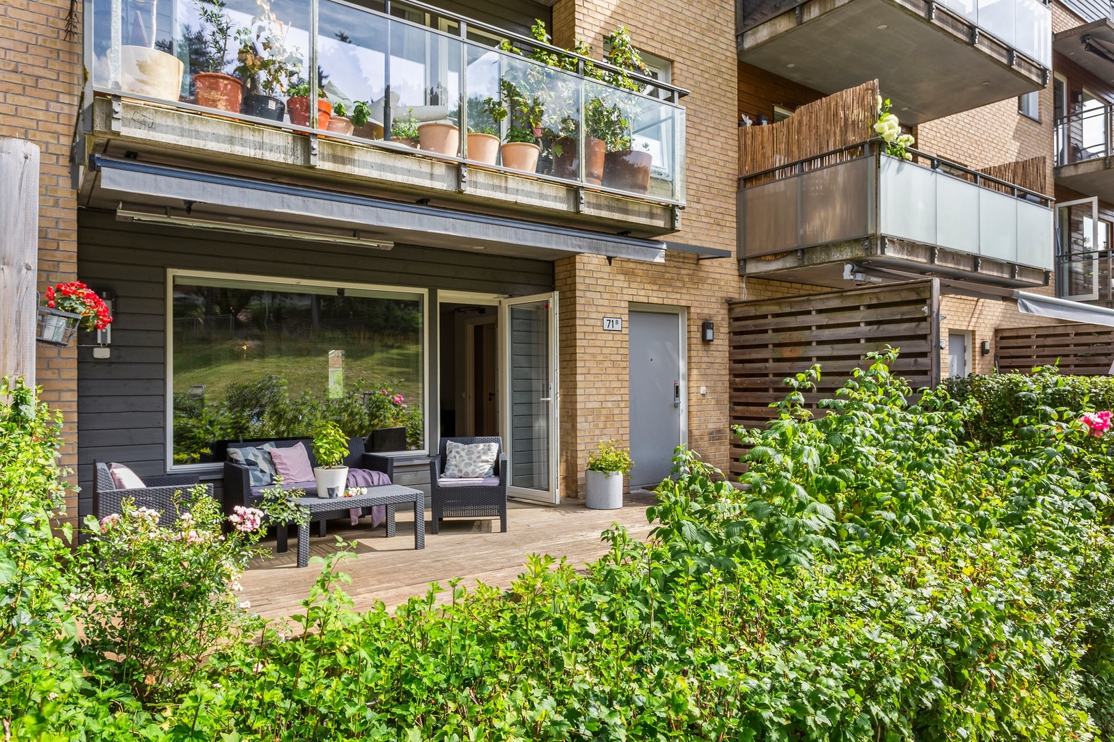 Velkommen til Hellerudveien 71B - presentert av PrivatMegleren ved Selma N. Thorkildsen. Galleribilde