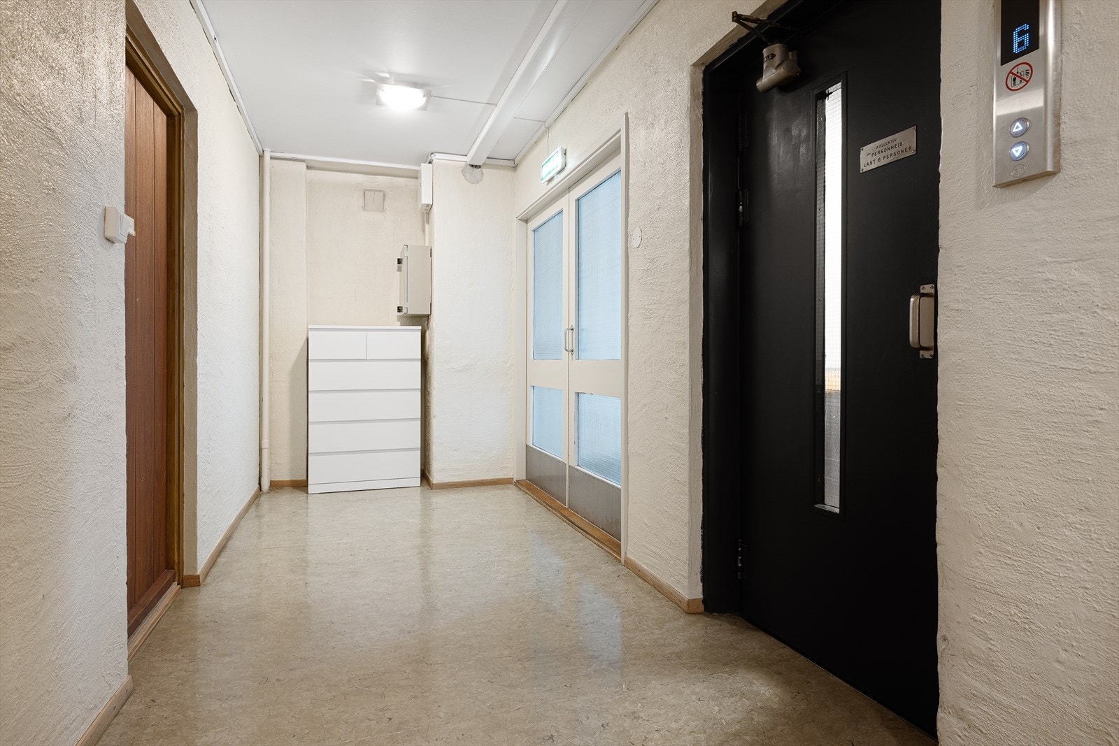 Det er heis i bygget. Galleribilde