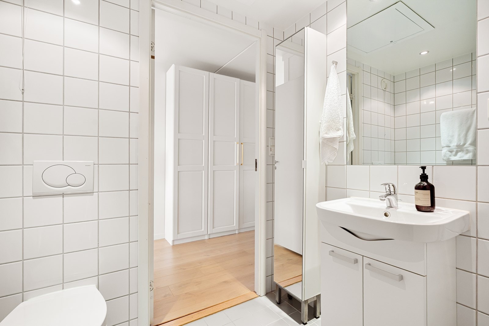 Lagringsplassen er godt bevart med ekstra høyskap. Galleribilde