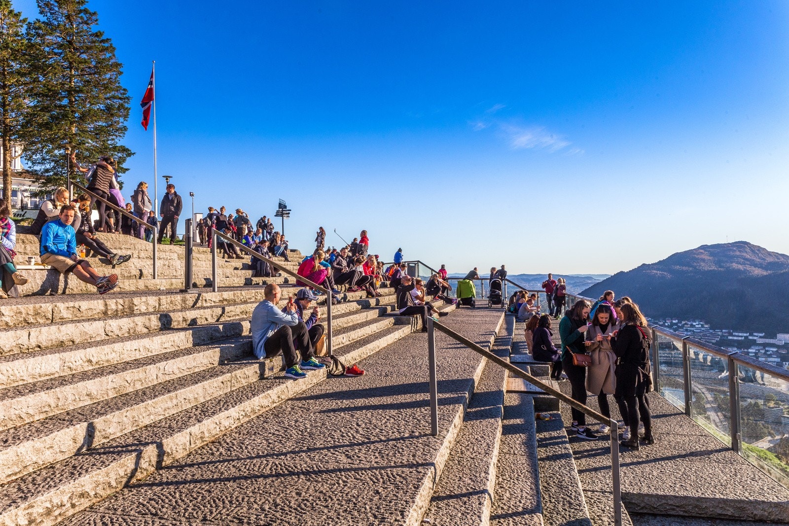 Det er ikke langt å gå til fløyen Galleribilde
