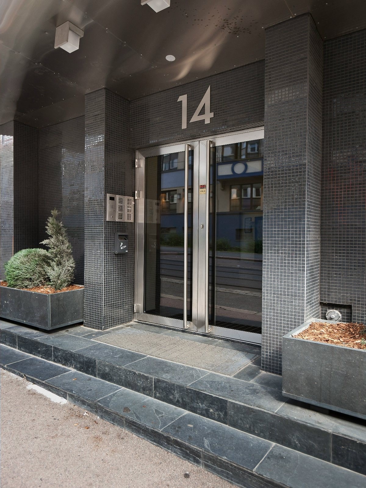 Inngangsparti Galleribilde