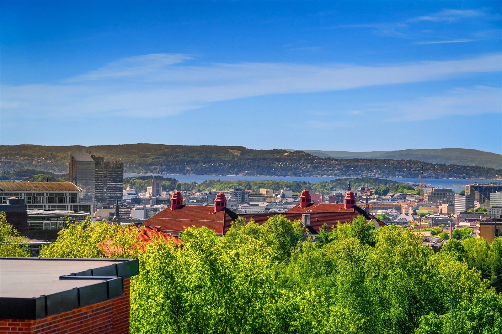 Utsikt fra takterrassen. Galleribilde