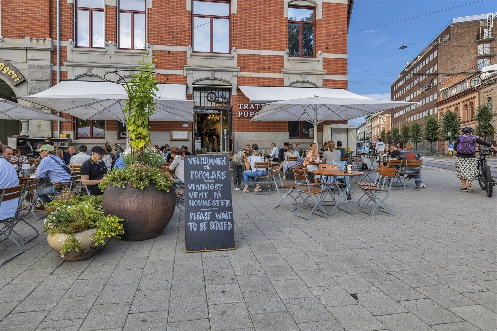 Trattoria Popolare på Schous Bryggeri serverer ekte, italiensk mat i en varm og rustikk atmosfære. Galleribilde