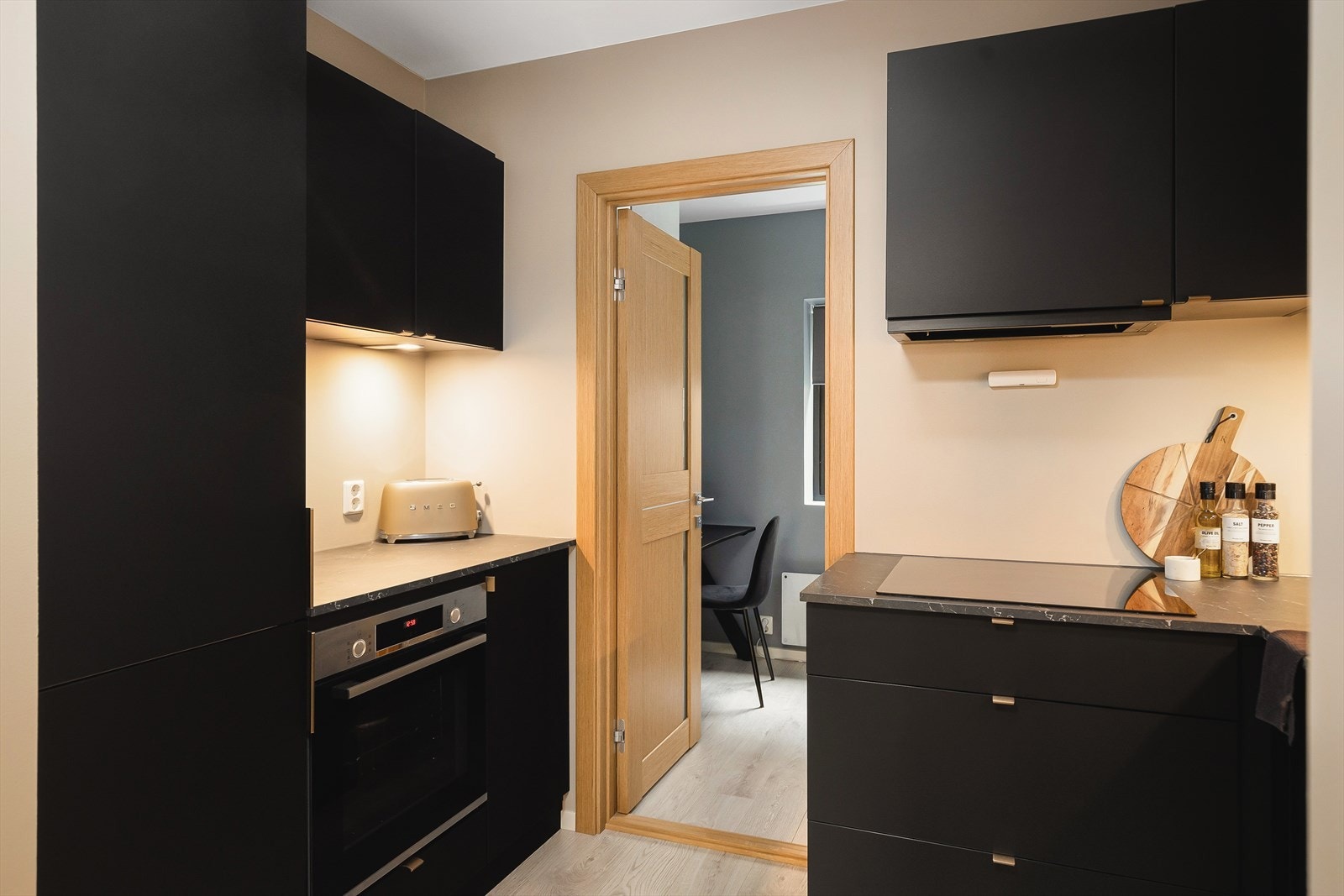 Kjøkkenet er på 5.1 kvm. Galleribilde