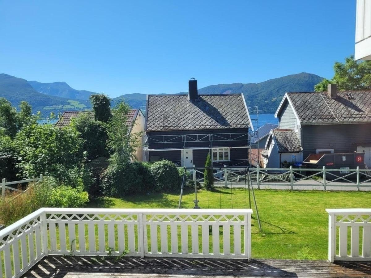 Utsikt fra stua Galleribilde