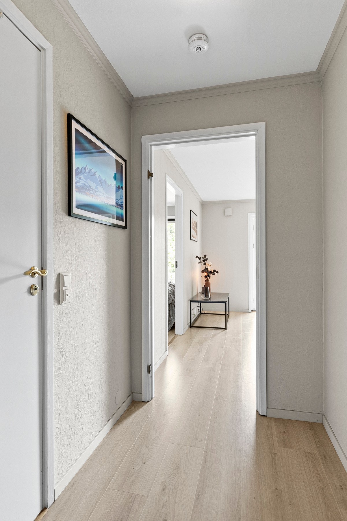 Her får man umiddelbart et godt førsteinntrykk av boligen! Galleribilde