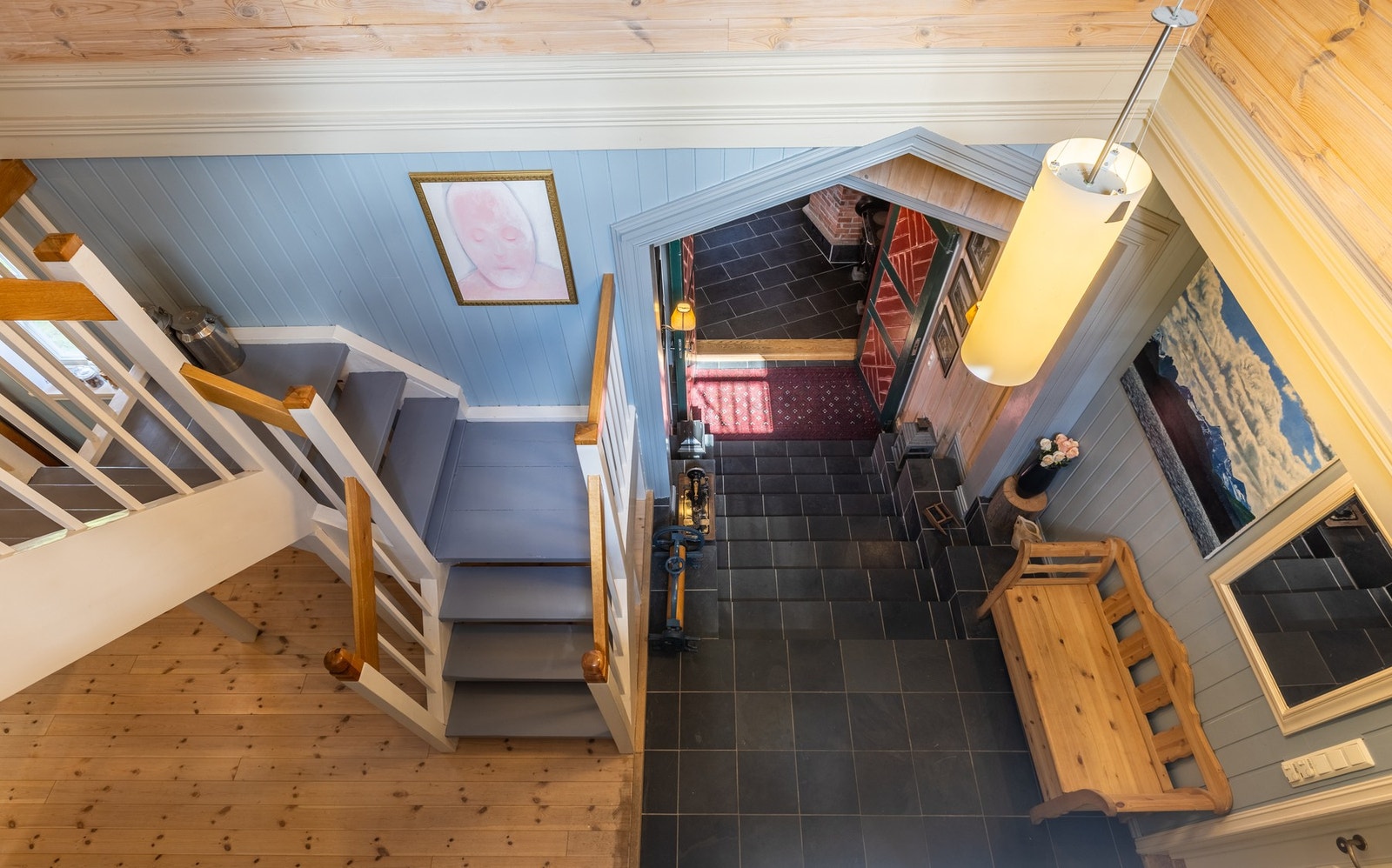 Trapp til loftstue Galleribilde