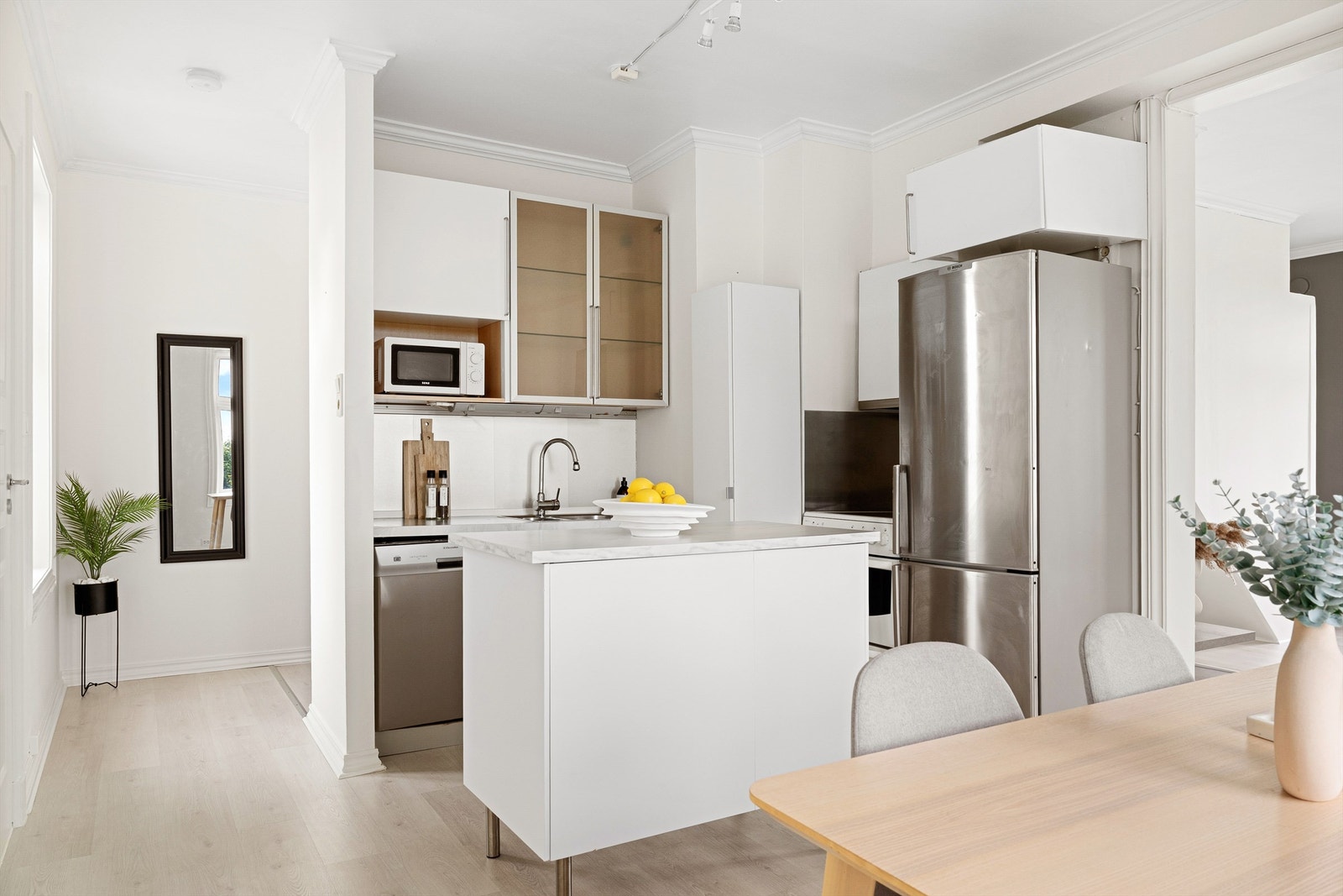 Her her man god takhøyde, med over 2,6 m målt i denne etasjen Galleribilde