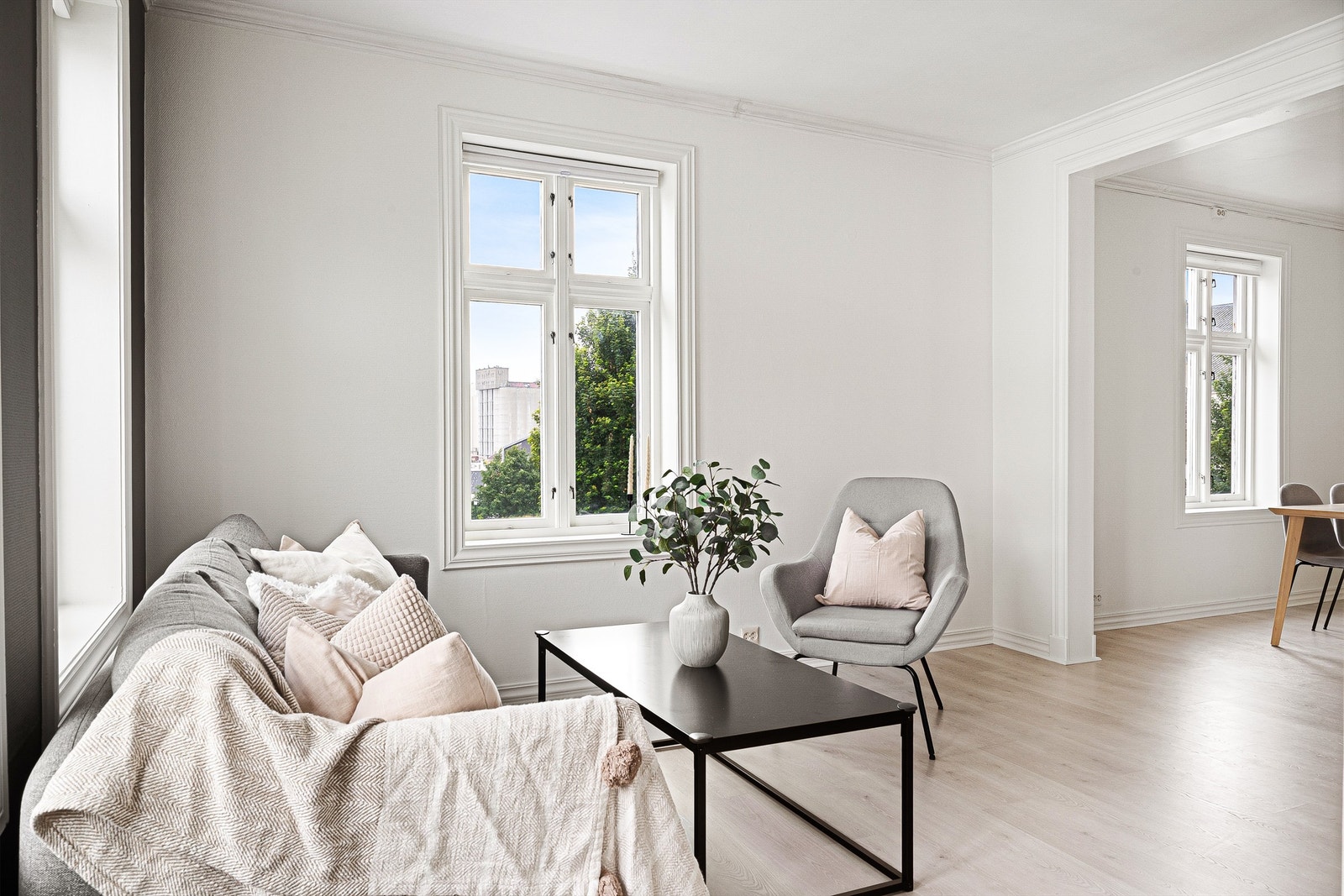 Fra stuen har man utsikt mot sentrum Galleribilde