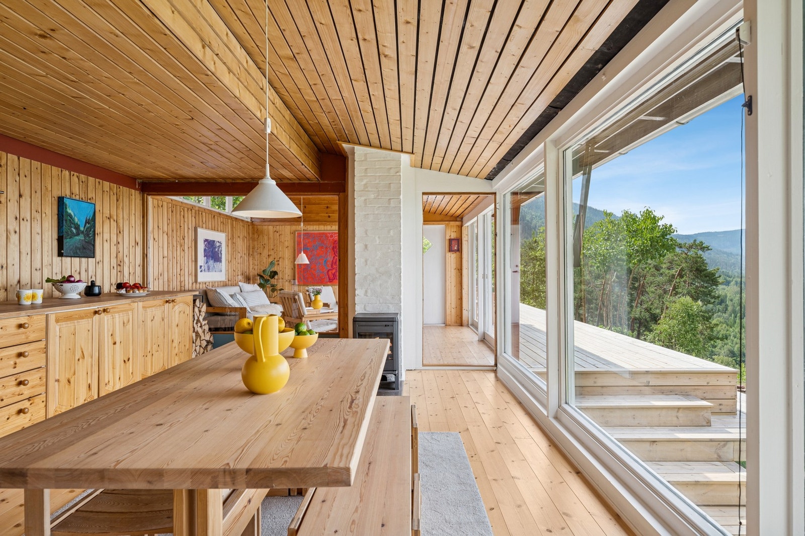 Et lunt samlingspunkt for familie og venner - med panoramautsikt som aldri går av moten. Galleribilde