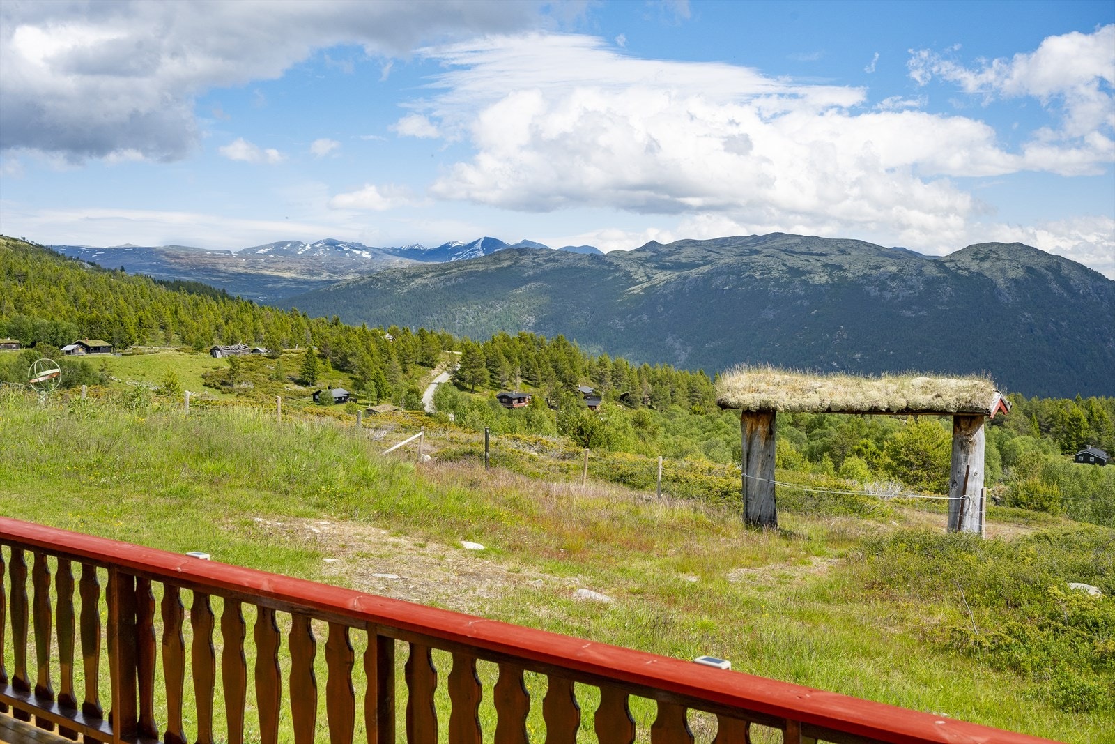 Horgen er et mindre hyttefelt med god avstand mellom eiendommene. Galleribilde