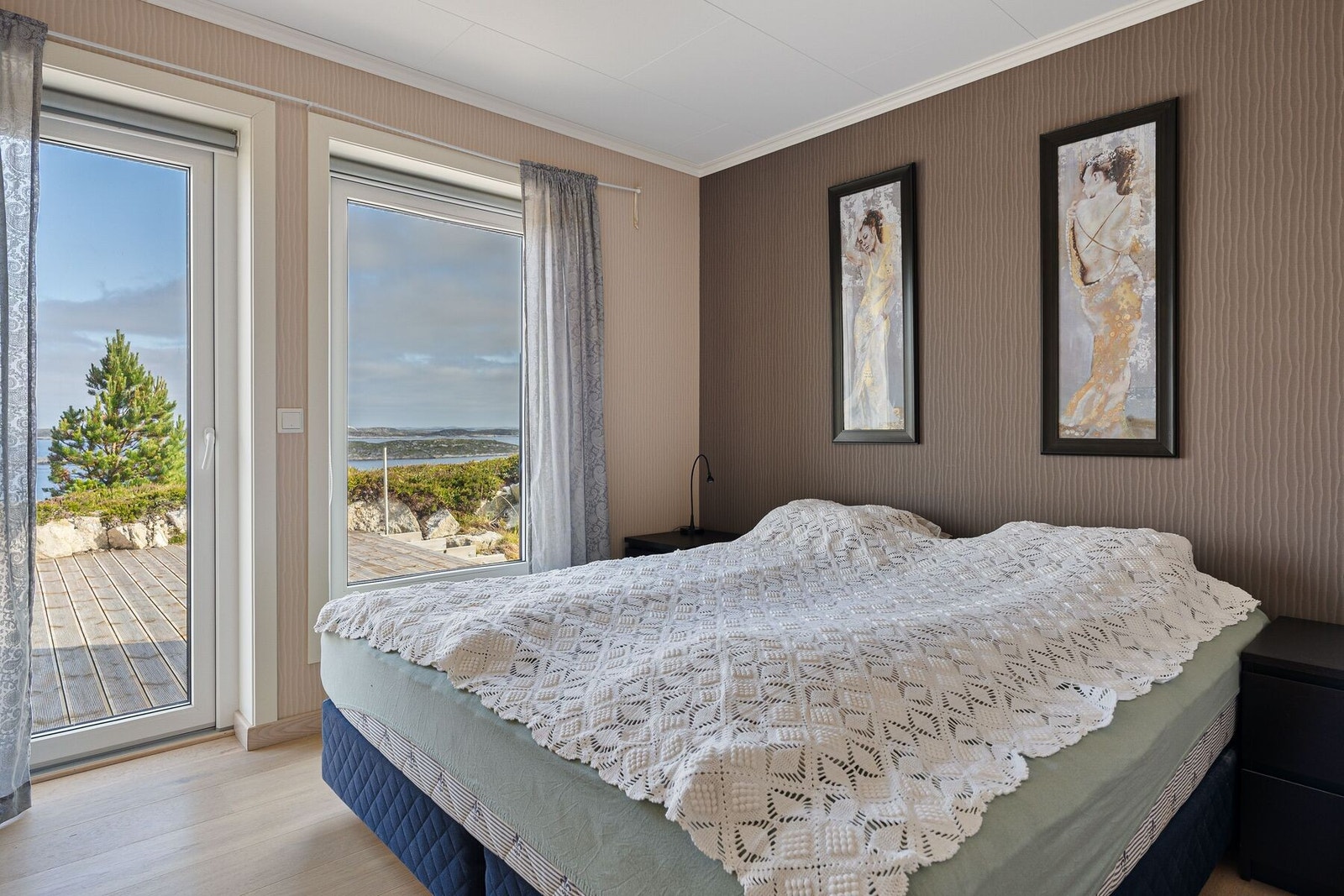 Hovedsoverommet har utgang til terrassen Galleribilde