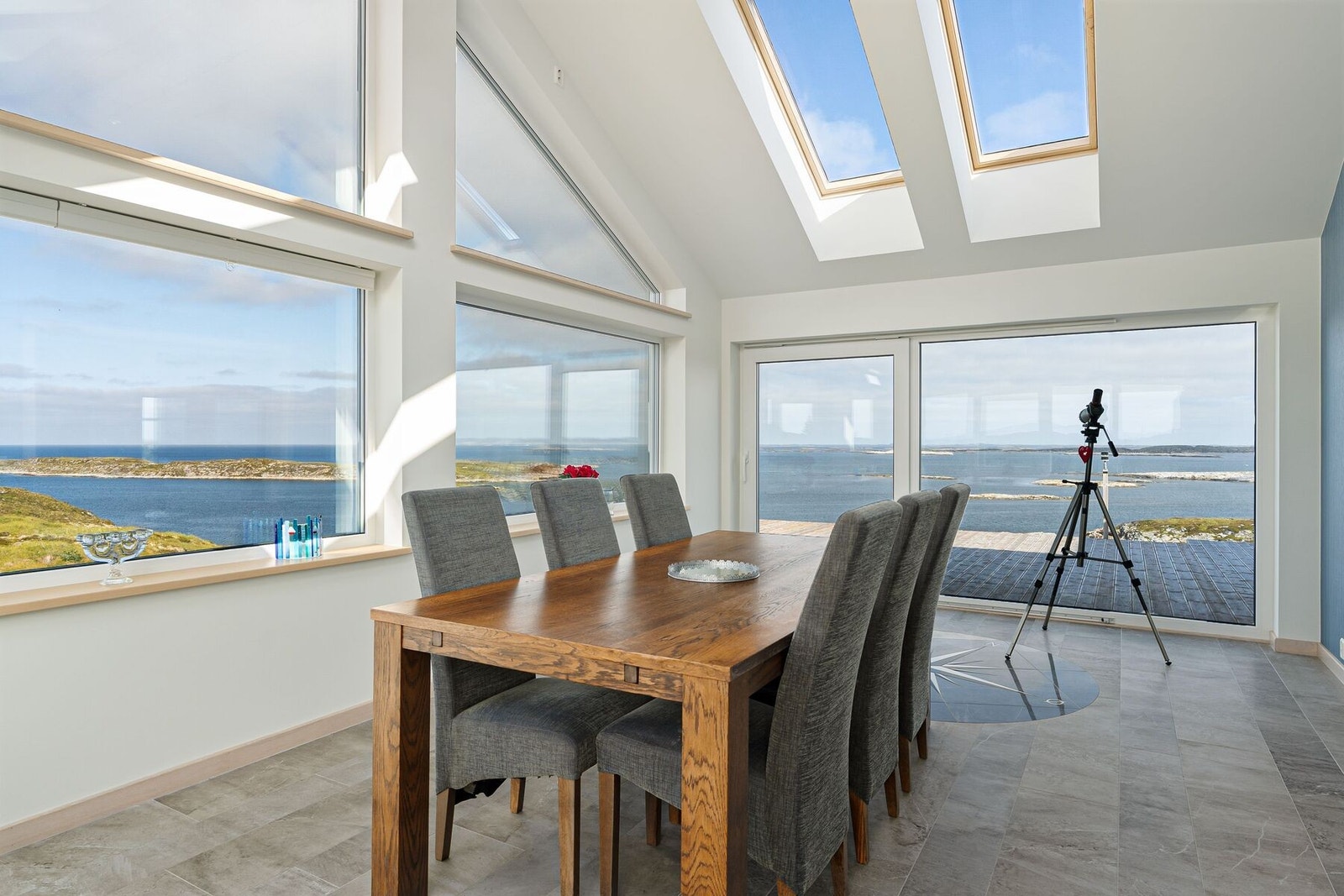 Her kan gode måltider nytes sammen med familien eller gode venner Galleribilde