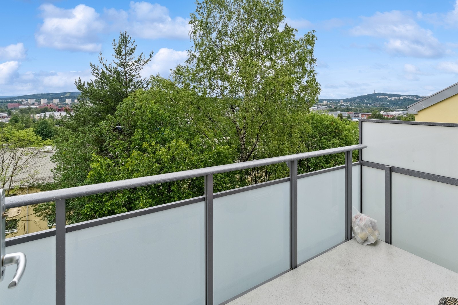 Balkong med nydelig utsikt over Oslo Galleribilde