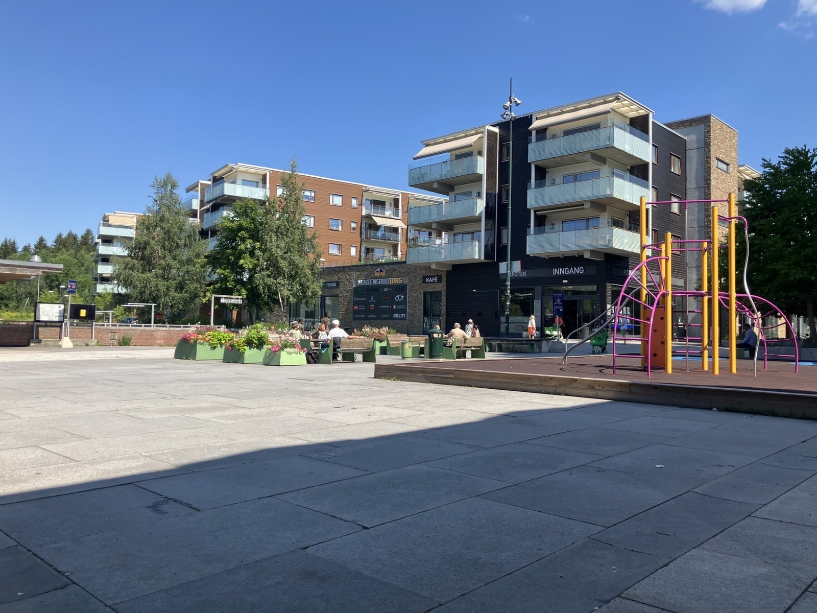 Mortensrudsenter og torg Galleribilde
