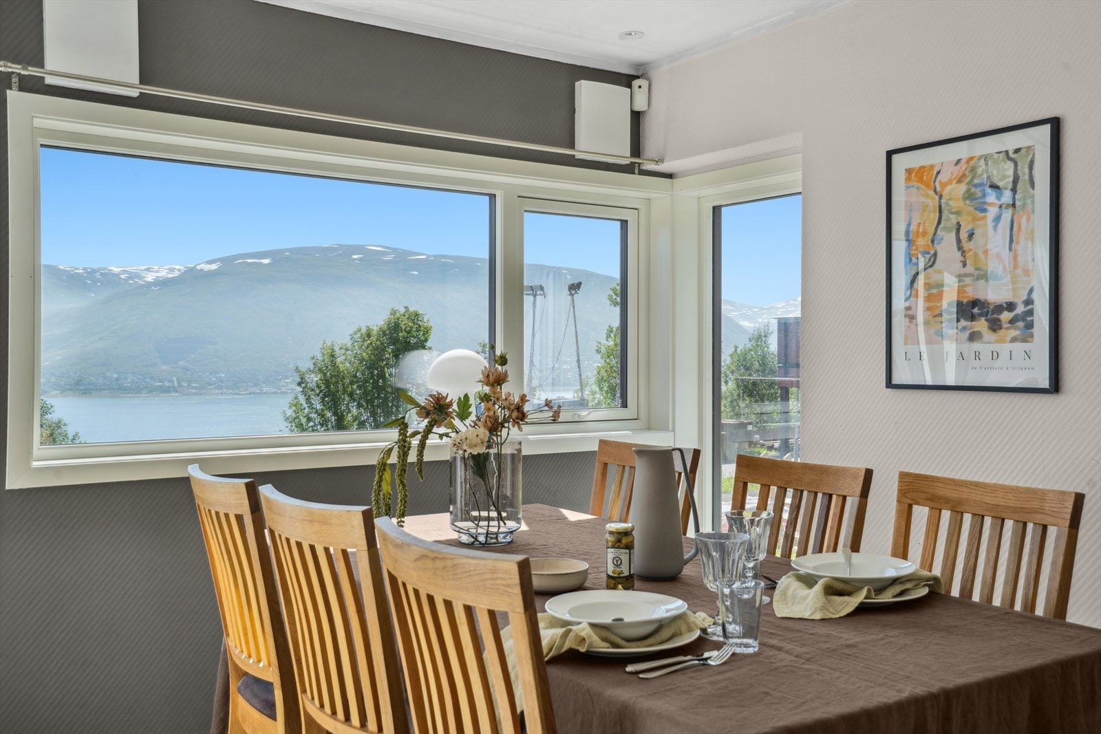 Utsikt fra spisestuen. Galleribilde