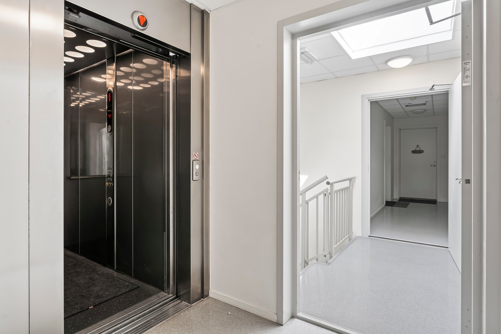 Boligen har praktisk og direkte tilgang via heis. Galleribilde