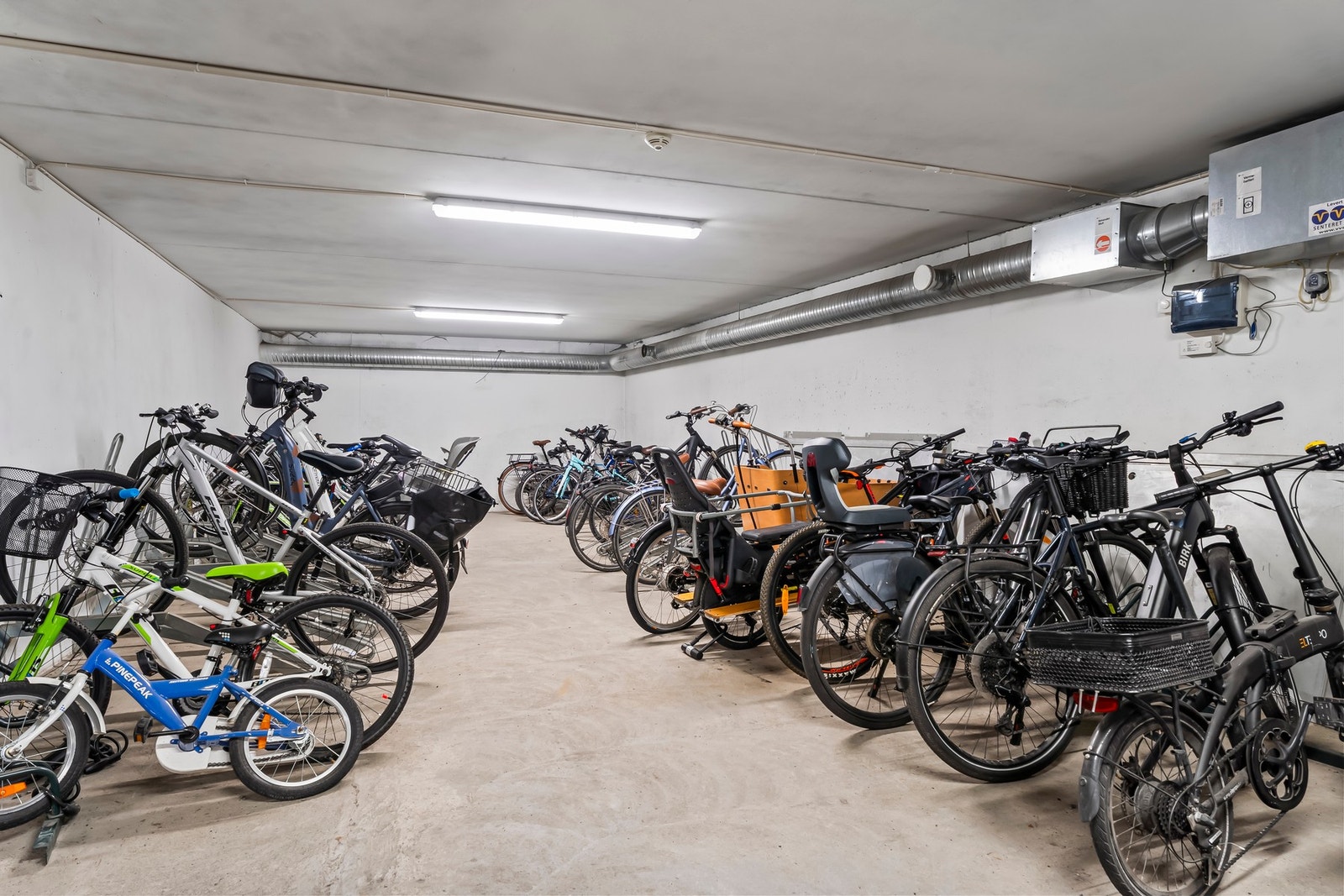 Det er også tilgang på felles sykkelrom i kjeller. Galleribilde