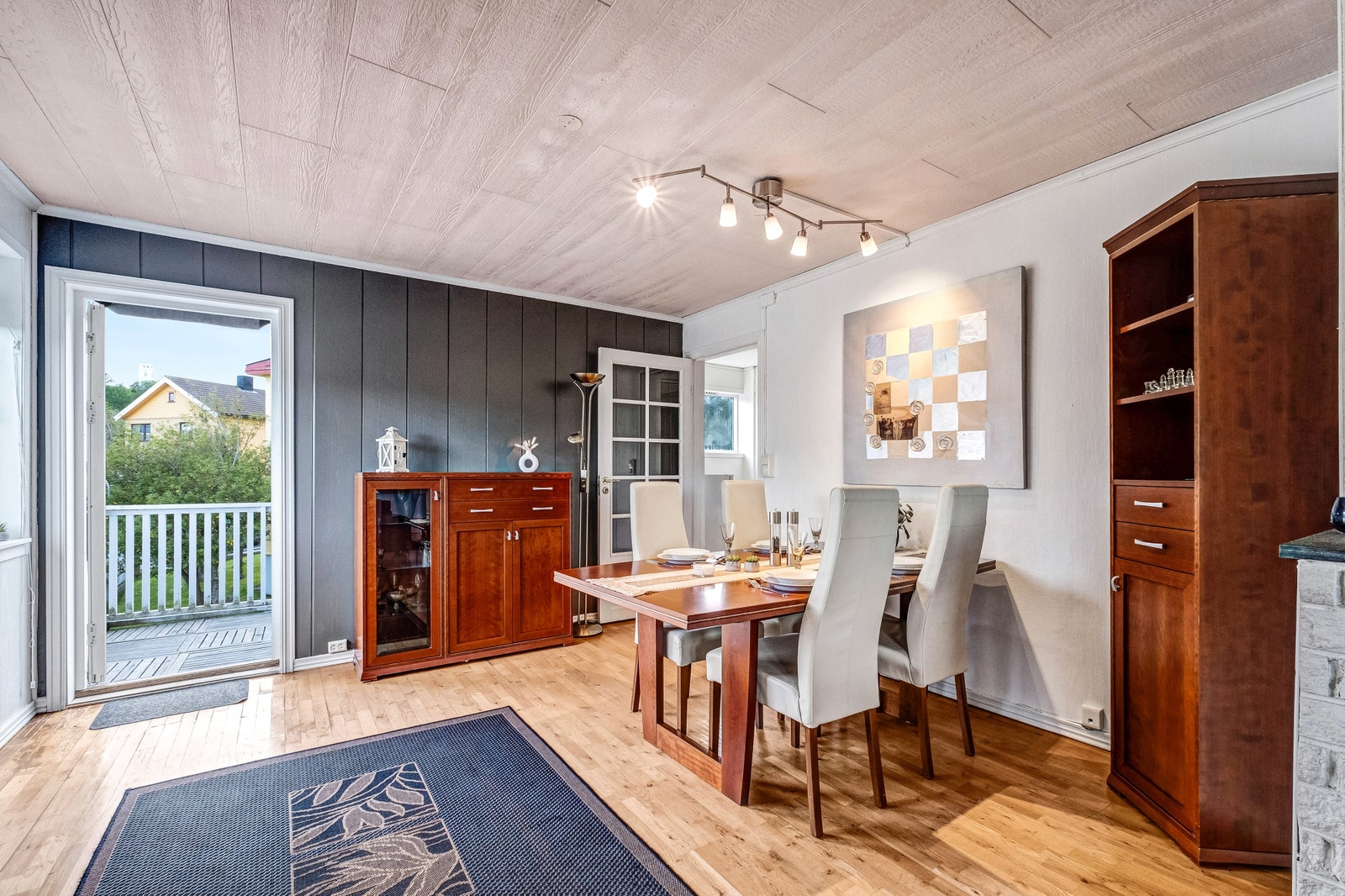 Romslig og stor stue Galleribilde