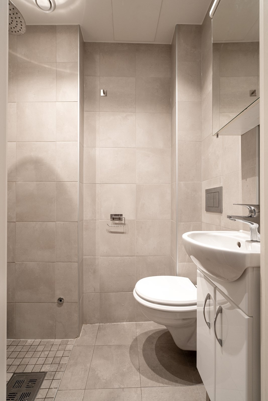 Flislagt bad med gulvvarme Galleribilde