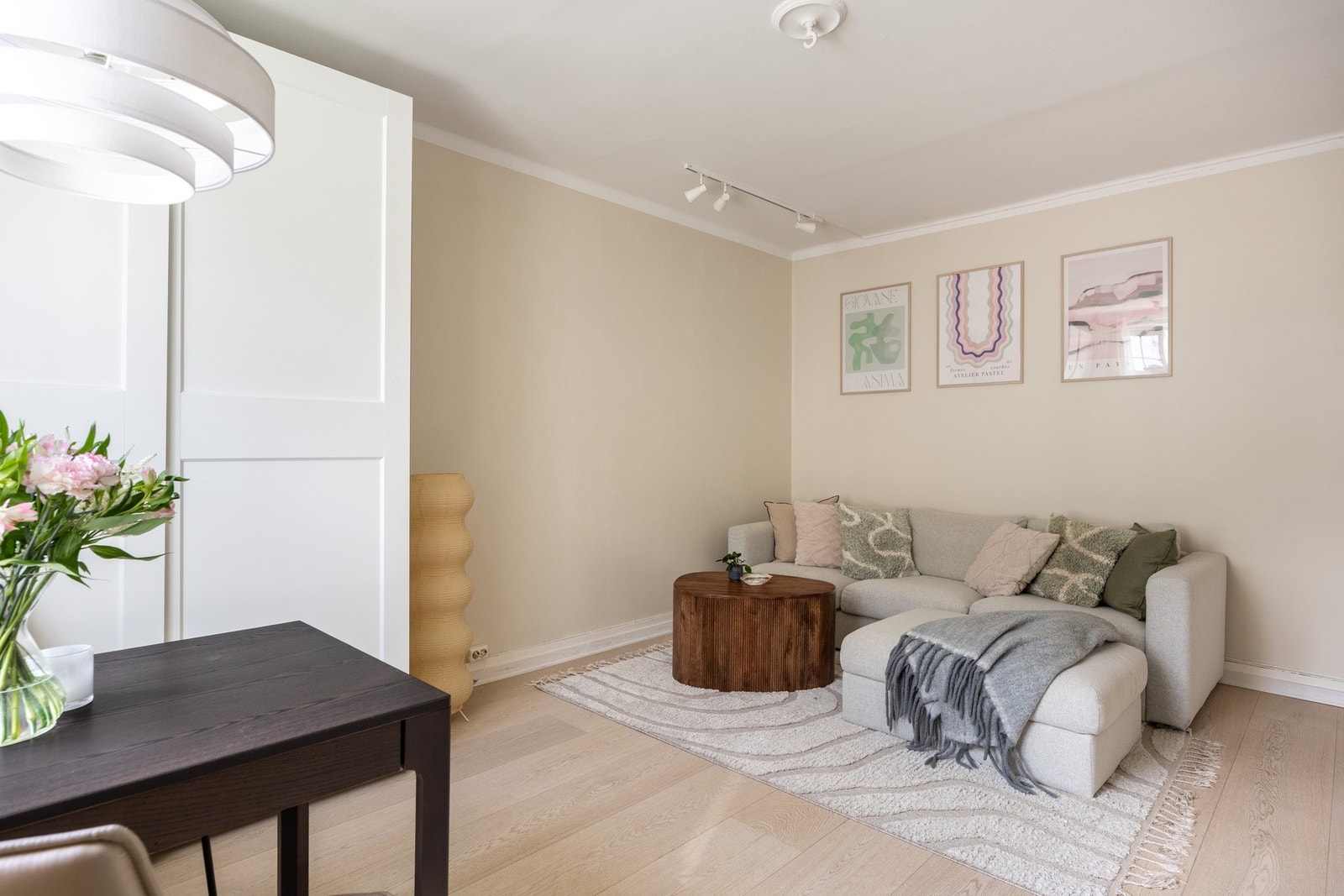 Jørgen Løvlands gate 22C presenteres av EIE Eiendomsmegling ved Synne Eide Lunde. Galleribilde