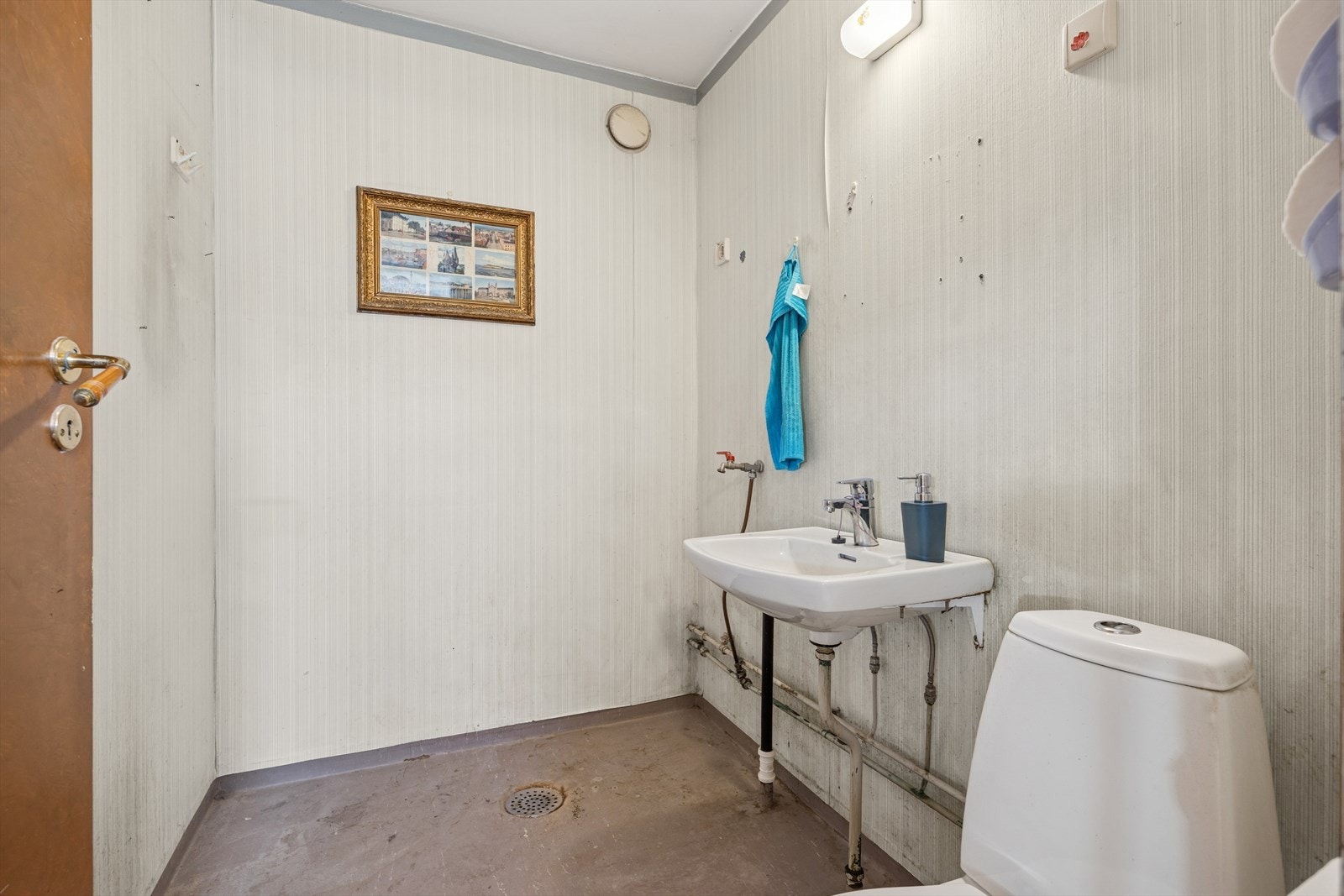 Vaskerommet i 1.etg måler 3,2 kvm. Galleribilde