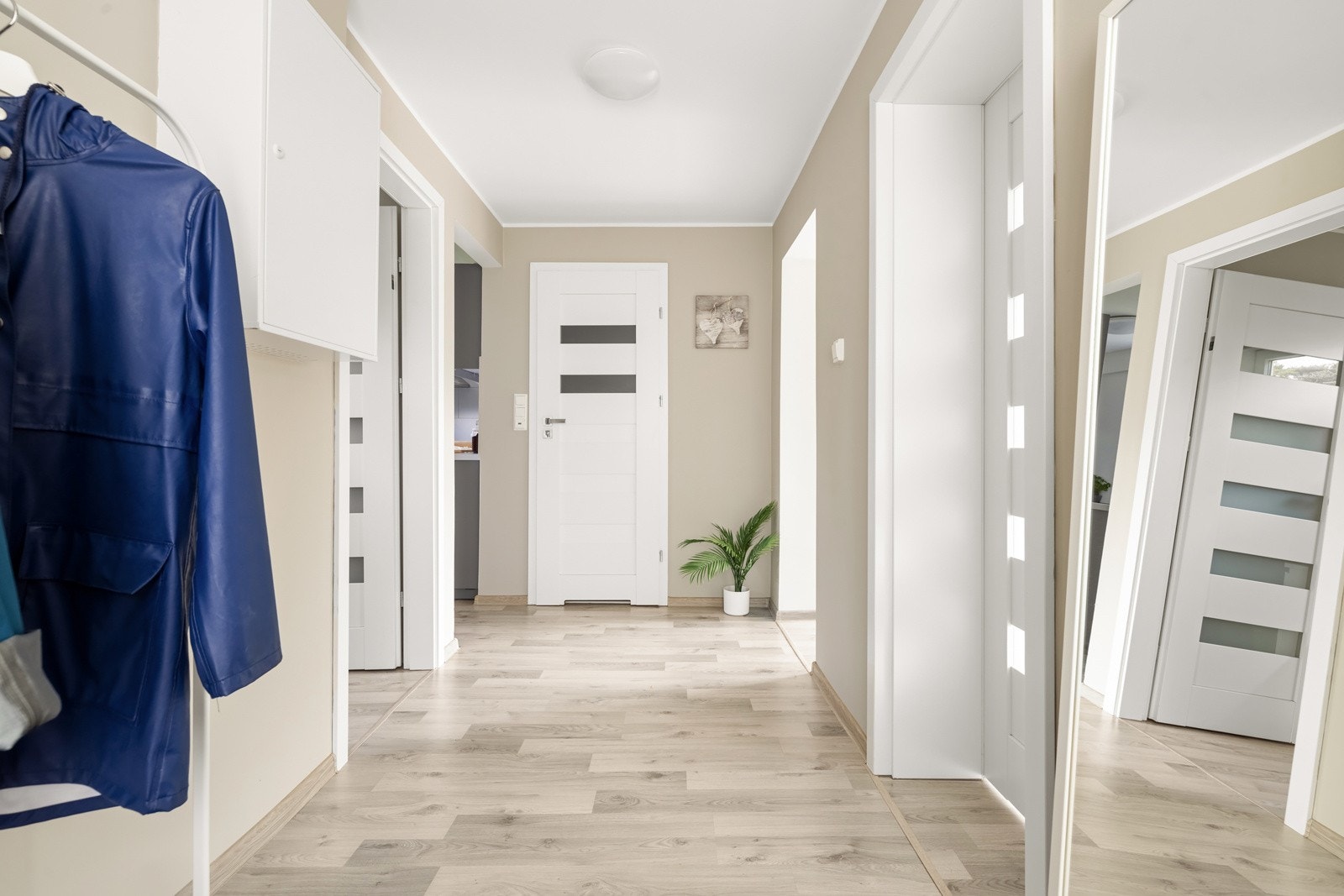 Stor entré som måles til 7,6 kvm. Galleribilde