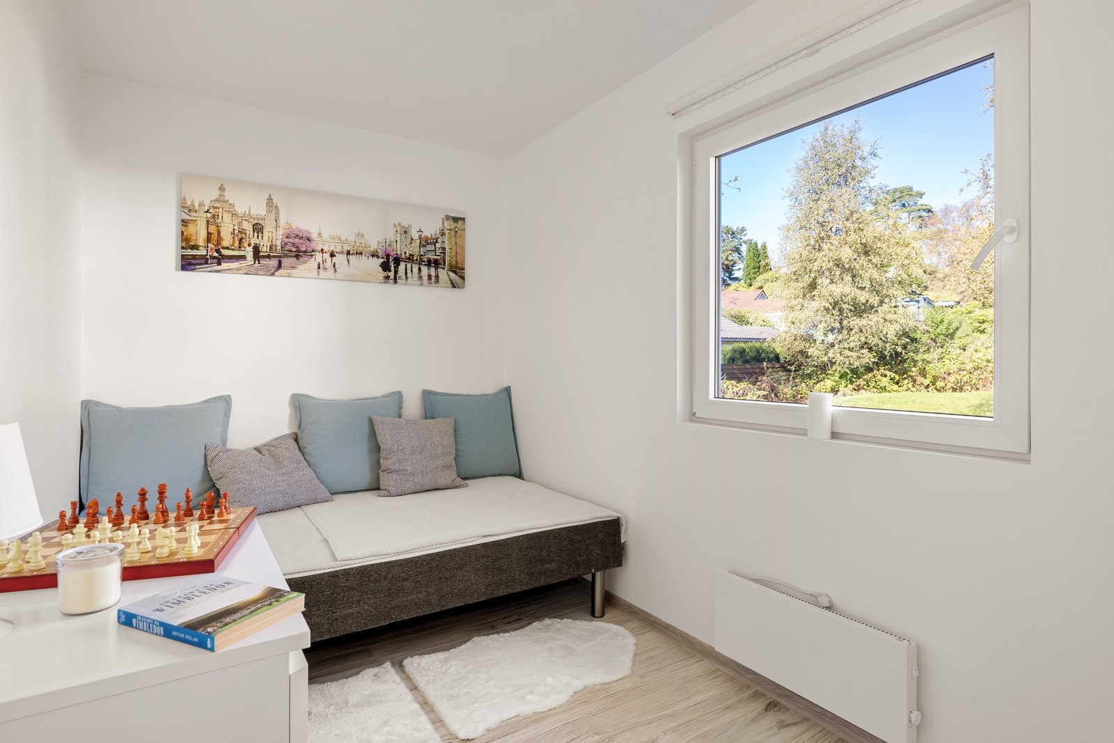 Det andre soverommet i første etasje måles til 6,1 kvm. Galleribilde