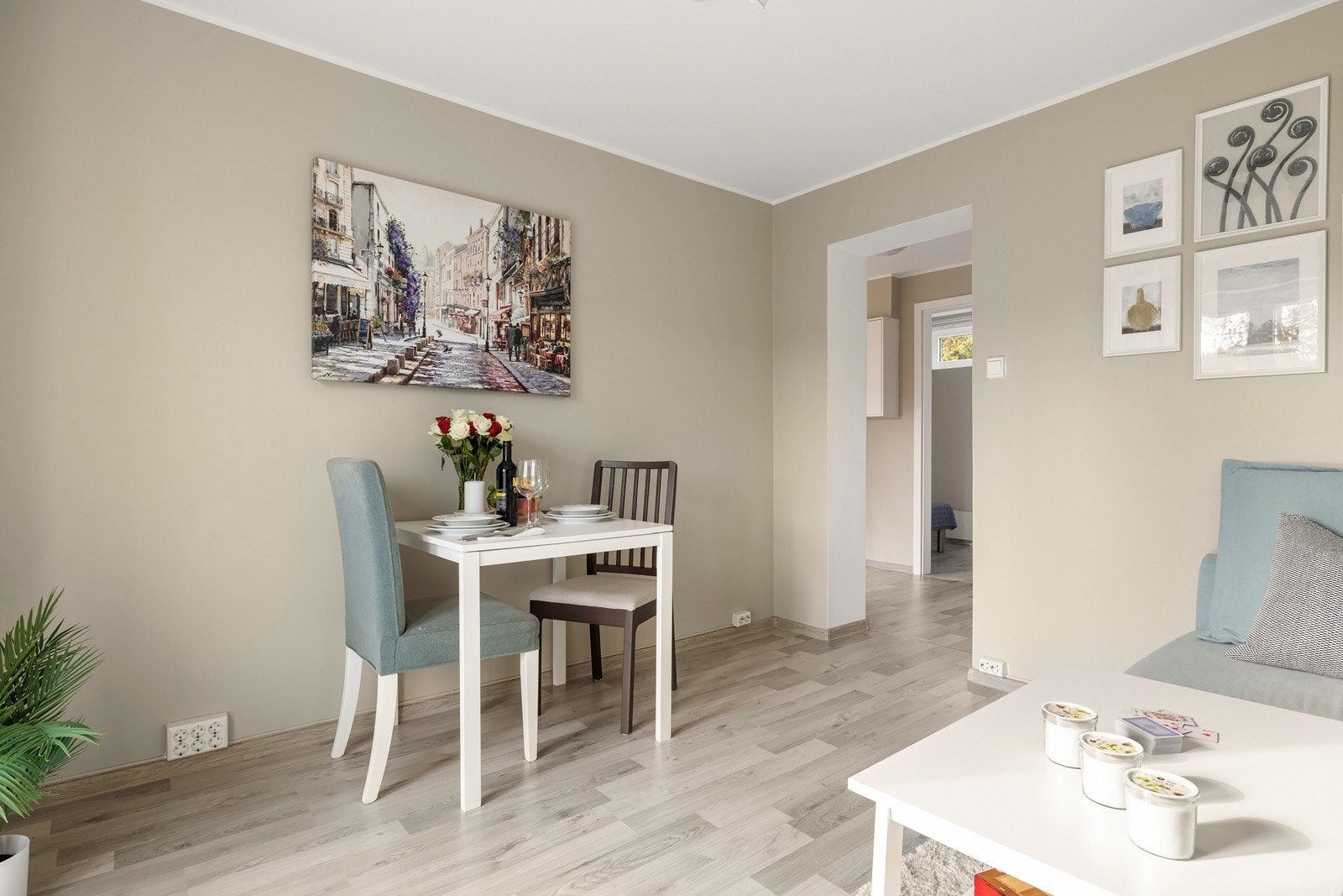 Mulighet for å innrede en spisegruppe eller annet ønskelig møblement. Galleribilde