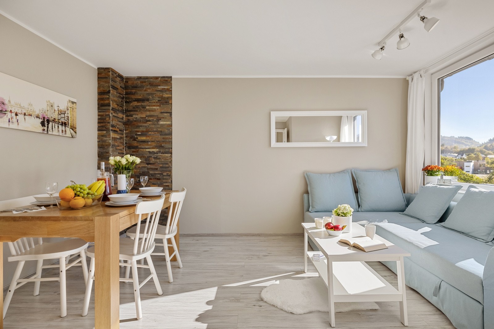 Stuen måles til 12 kvm. Galleribilde