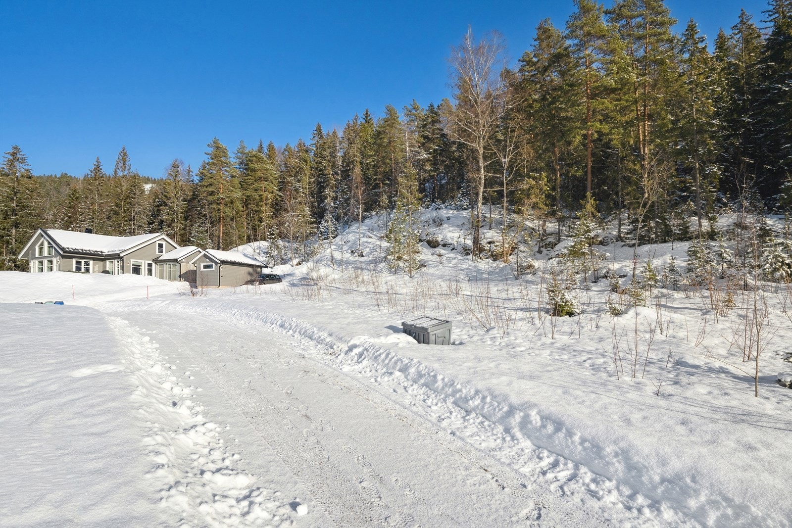 Det foreligger godkjent rammetillatelse for å sette opp fritidsbolig Galleribilde