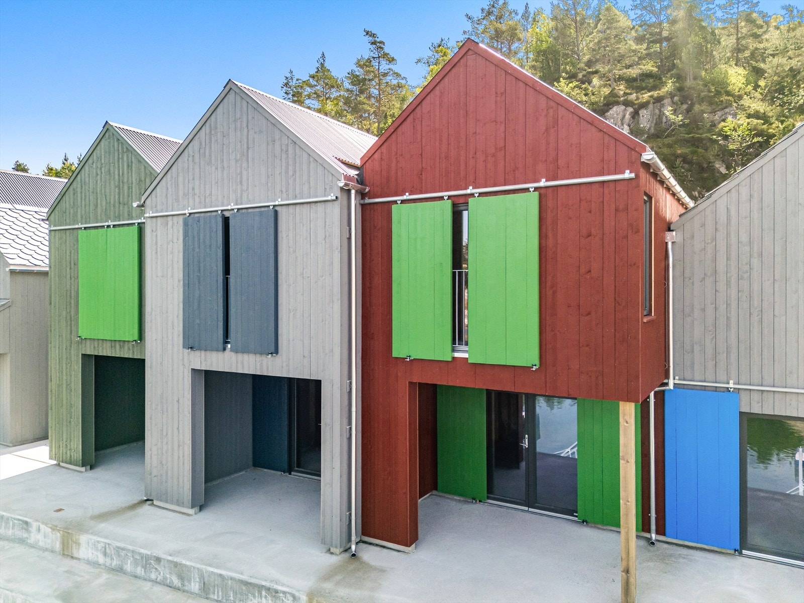 Moderne naust tegnet av arkitekt Jo Kjetil Nielsen i JK Arkitektur Galleribilde