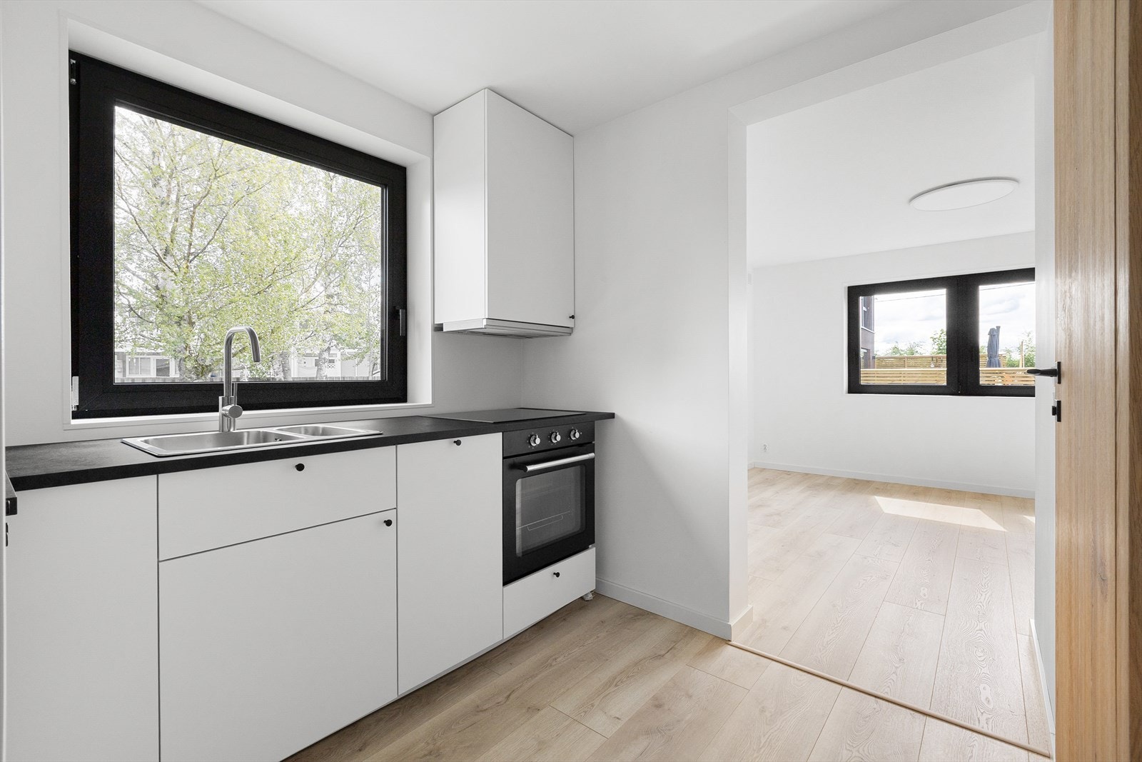 Hybelen er også i moderne stil, og bidrar til gode leieinntekter. Galleribilde