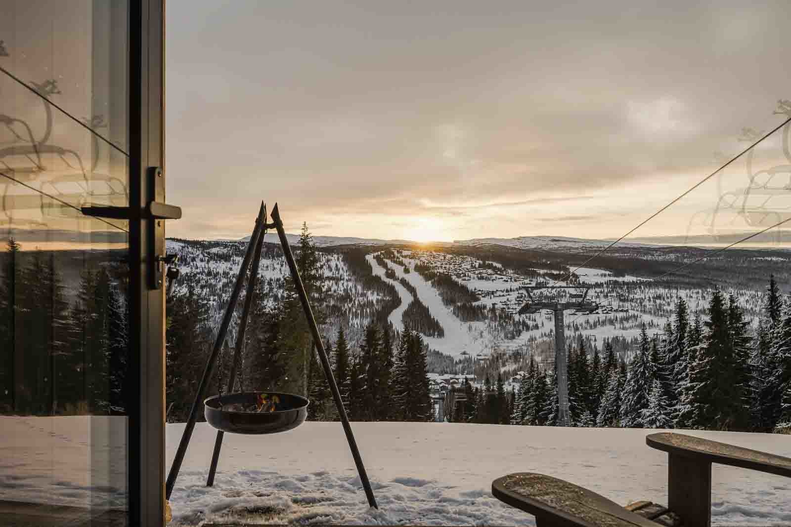 Leilighet A11 ligger perfekt til, med fri utsikt og perfekte solforhold! Galleribilde