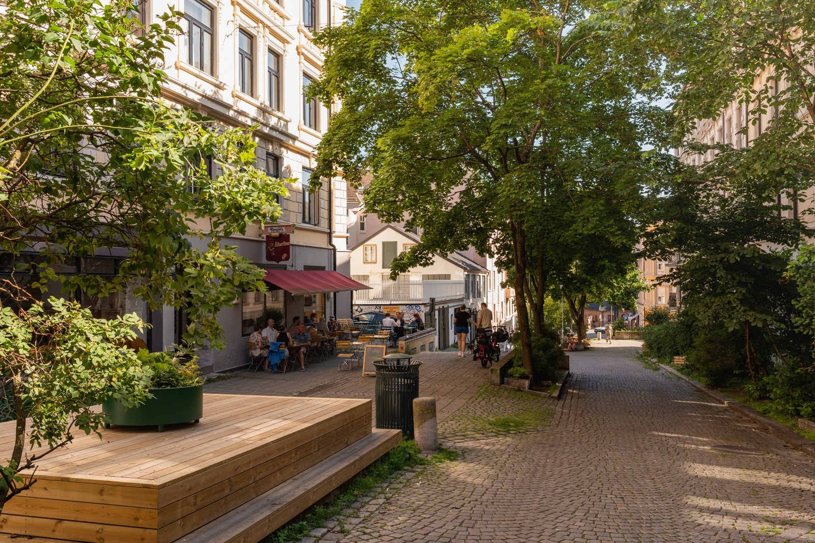 St. Hanshaugen er et flott sted å bo. Det er kort gåavstand til Bislett og St. Hanshaugparken. Galleribilde