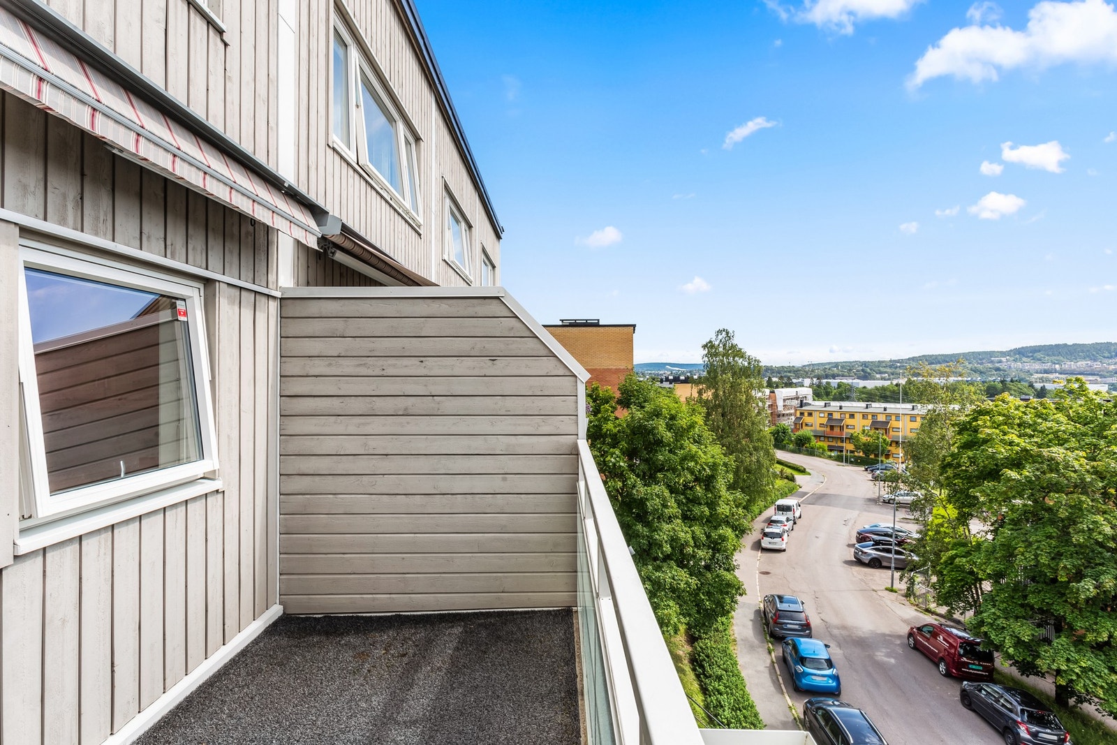 Det er tillatt med elektrisk grill og gassgrill. Galleribilde