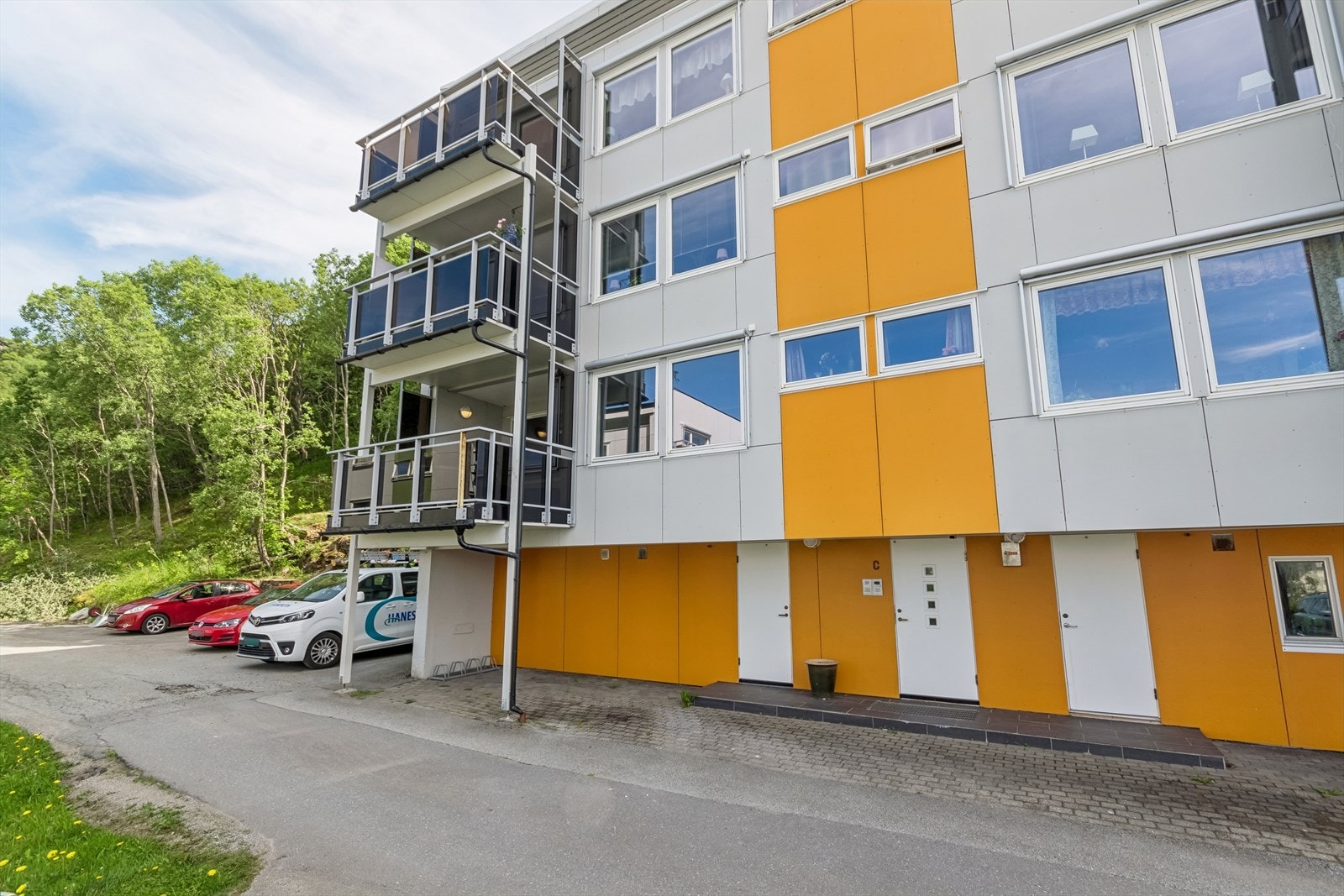 Leiligheten disponerer to boder i underetasje på til sammen 6 kvm. Galleribilde