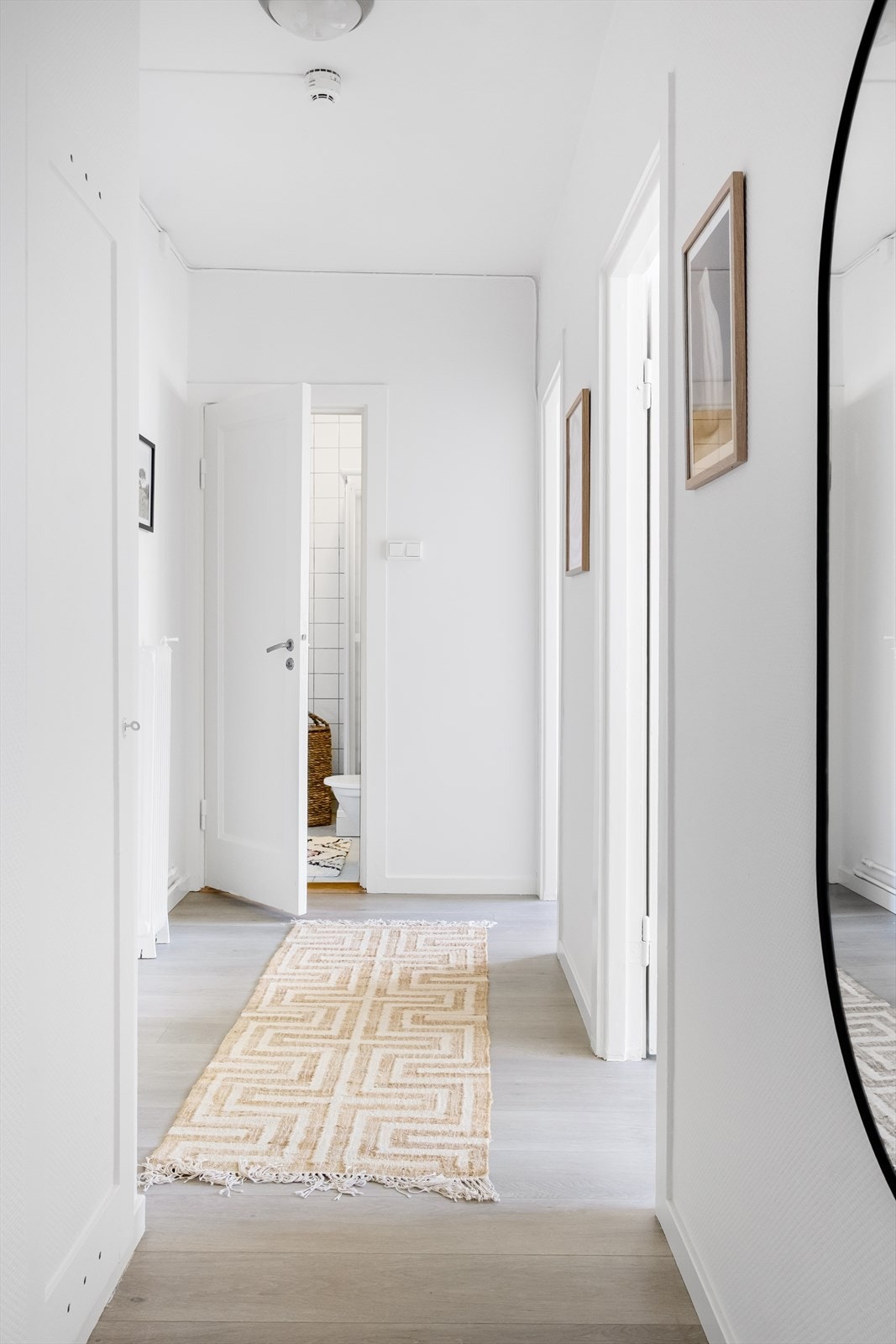 Entré som sikrer et godt førsteinntrykk av leiligheten. Galleribilde