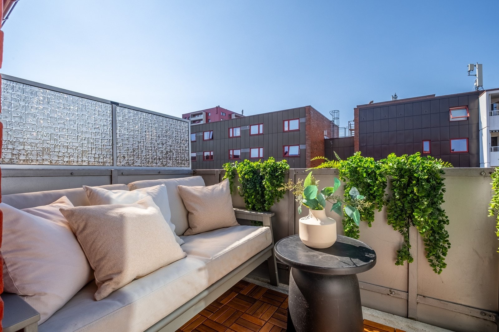 - Nordvik ved Henrik Carlyle(46856489) har gleden av å presentere Kristiansands gate 11B - Galleribilde