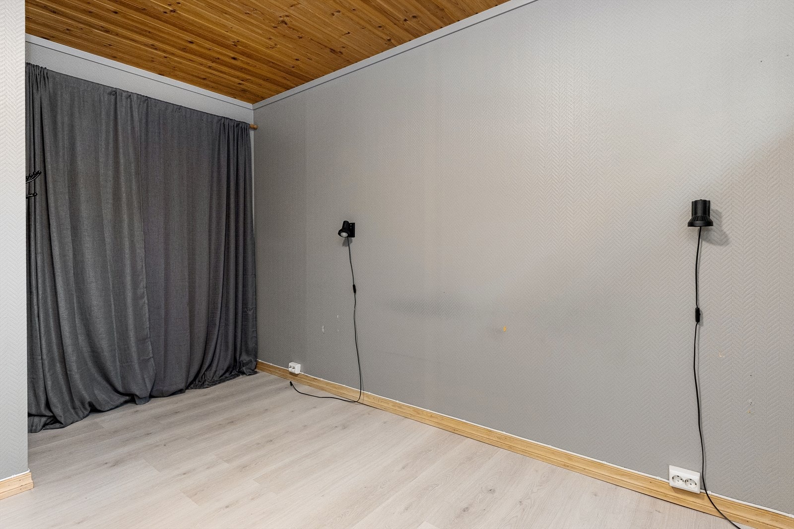 Bod/disponibelt rom brukt som soverom underetg. (ikke godkjent rømning eller til varig opphold) Galleribilde