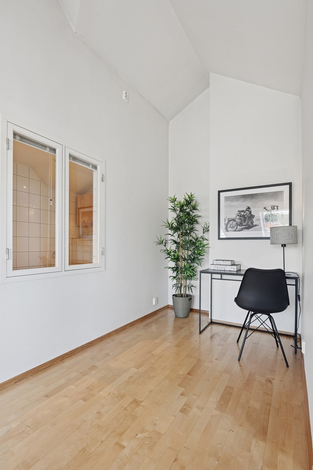 Her er det også rom for arbeidsplass med skrivepult. Galleribilde