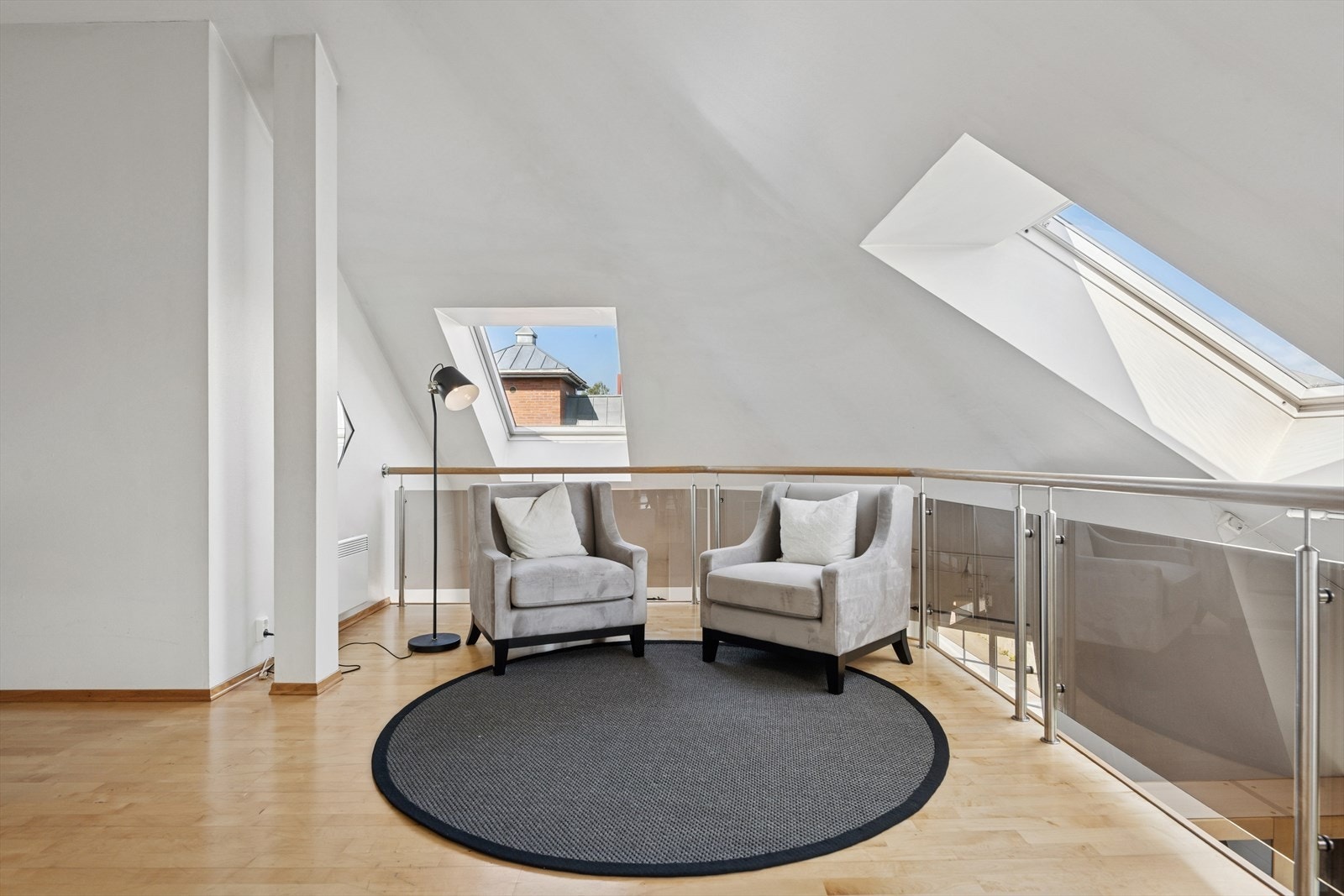 Bygget er opprinnelig fabrikksbygg fra tidlig 1900-tallet, og ble ombygget til leiligheter i 2002. Galleribilde